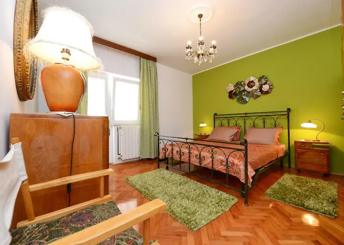 Apartament Nela *