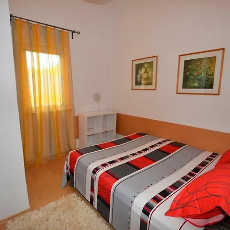 Nela Apartment Porec
